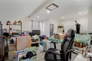 7113 Encino Ave, Lake Balboa, CA 91406 - Photo 17