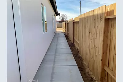 5103 Cohiba Ct, Bakersfield, CA 93307 - Photo 27