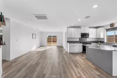 7270 Poppy, California City, CA 93505 - Photo 19