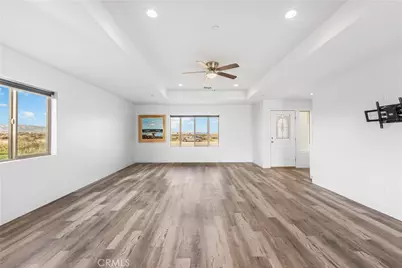 7270 Poppy, California City, CA 93505 - Photo 9