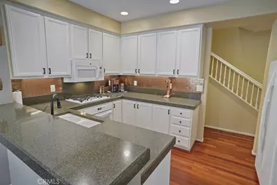 27955 Trillium Lane, Valencia, CA 91354 - Photo 5