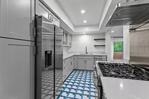 6752 Hillpark, Los Angeles, CA 90068 - Photo 1