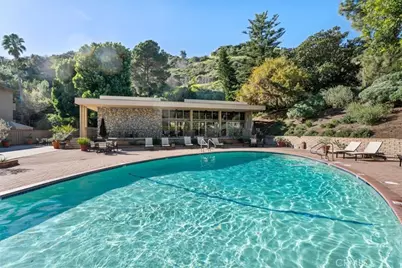 6752 Hillpark #303, Los Angeles, CA 90068 - Photo 19