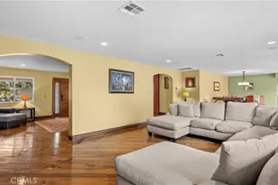 24604 Apple St, Newhall, CA 91321 - Photo 11