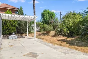 10 Bluff Point, Phillips Ranch, CA 91766 - Photo 57