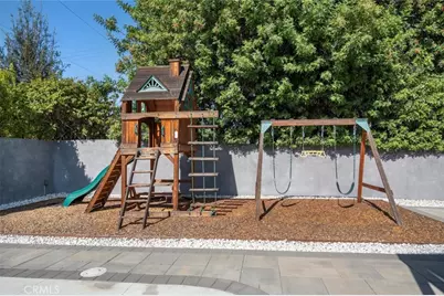 23701 Clarendon Street, Woodland Hills, CA 91367 - Photo 13