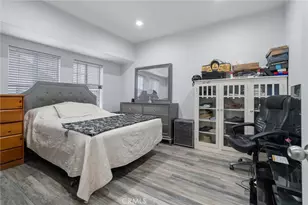 1320 W 50th St, Los Angeles, CA 90037 - Photo 9