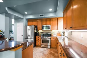 1575 River Wood Ct, Simi Valley, CA 93063 - Photo 15