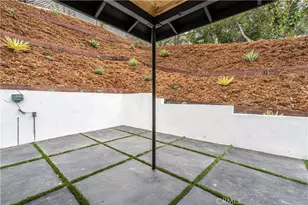 3362 Bellota Way, Los Angeles, CA 90027 - Photo 37