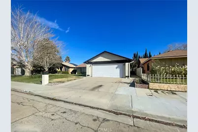 43038 Burlwood, Lancaster, CA 93536 - Photo 3