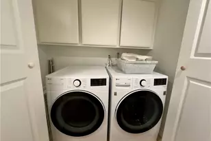 5533 Edward E Horton Ln, Encino, CA 91316 - Photo 17