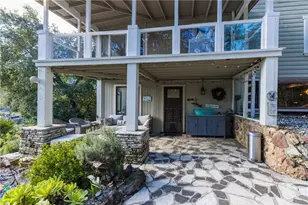 2305 Sugarloaf Dr, Agoura Hills, CA 91301 - Photo 9