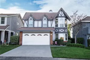 19870 Collins, Canyon Country, CA 91351 - Photo 5