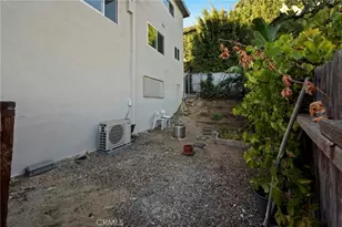 2016 Lemoyne St, Los Angeles, CA 90026 - Photo 33