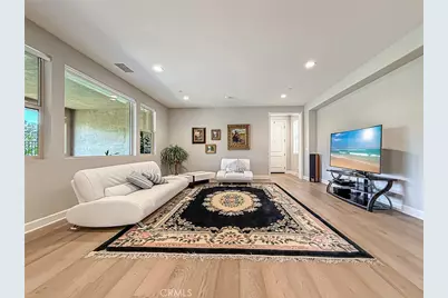 2458 Rondell, Camarillo, CA 93012 - Photo 5