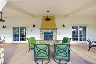 22458 Plantation Ct, Saugus, CA 91350 - Photo 73