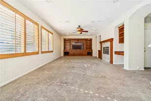 30012 Valley Glen St, Castaic, CA 91384 - Photo 25