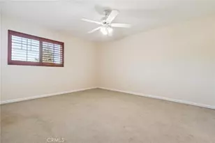 30012 Valley Glen St, Castaic, CA 91384 - Photo 37