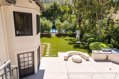 17636 Camino De Yatasto, Pacific Palisades, CA 90272 - Photo 49