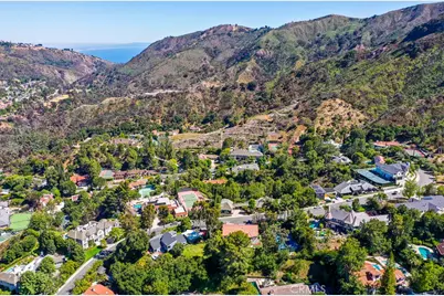 17636 Camino De Yatasto, Pacific Palisades, CA 90272 - Photo 55