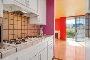 1129 Larrabee St, West Hollywood, CA 90069 - Photo 23