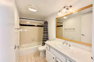 1129 Larrabee St, West Hollywood, CA 90069 - Photo 9