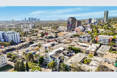 1129 Larrabee Street #10, West Hollywood, CA 90069 - Photo 19