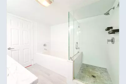 1129 Larrabee Street #10, West Hollywood, CA 90069 - Photo 9