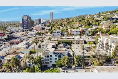 1129 Larrabee Street #10, West Hollywood, CA 90069 - Photo 17