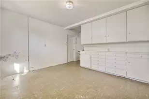 1347 Andenes, Glendale, CA 91208 - Photo 31