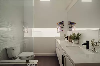 5129 New York, La Crescenta, CA 91214 - Photo 37