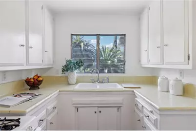 6400 Primrose #4, Los Angeles, CA 90068 - Photo 19