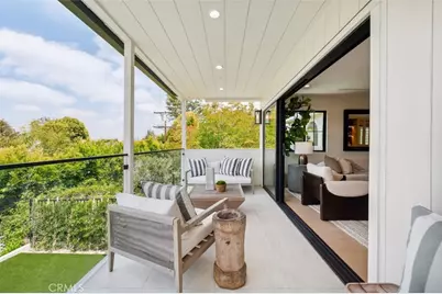 13817 Valley Vista Blvd, Sherman Oaks, CA 91423 - Photo 23