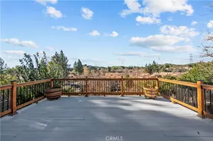 22732 Pear Ct, Saugus, CA 91390 - Photo 33