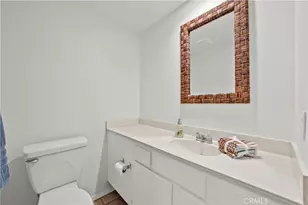 22732 Pear Ct, Saugus, CA 91390 - Photo 19