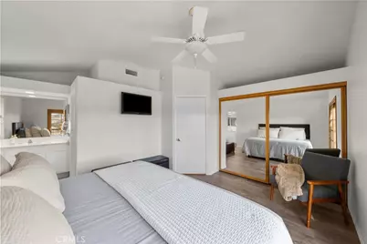 22732 Pear Court, Saugus, CA 91390 - Photo 29