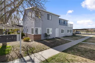 38451 10th, Palmdale, CA 93550 - Photo 5