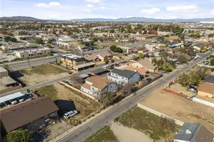 38451 10th, Palmdale, CA 93550 - Photo 11