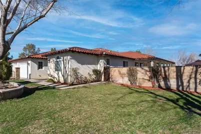 8717 W Avenue D2, Lancaster, CA 93536 - Photo 3