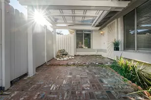 25897 Ramillo, Valencia, CA 91355 - Photo 9