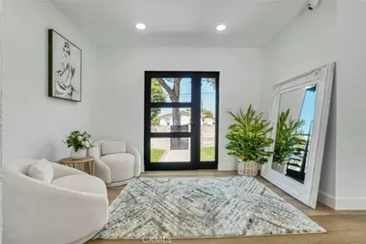 8102 Willis Ave, Panorama City, CA 91402 - Photo 5