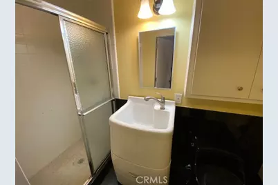 1333 S Beverly Glen Boulevard #402, Los Angeles, CA 90024 - Photo 33