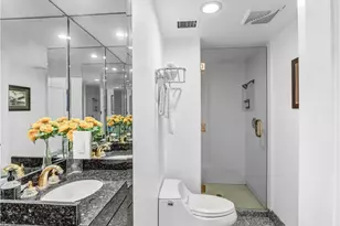 1333 S Beverly Glen Blvd, Los Angeles, CA 90024 - Photo 23