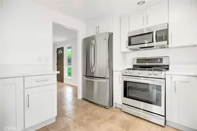 18807 Lassen, Northridge, CA 91324 - Photo 13