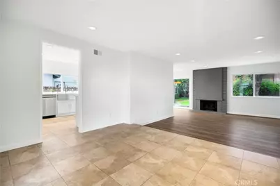 18807 Lassen, Northridge, CA 91324 - Photo 3