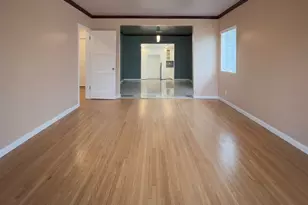 2210 N Buena Vista, Burbank, CA 91504 - Photo 19