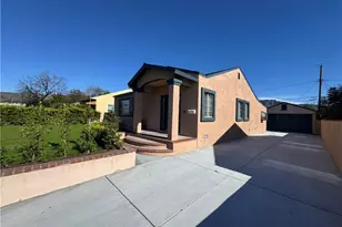 2210 N Buena Vista, Burbank, CA 91504 - Photo 1