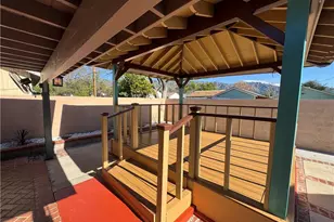 2210 N Buena Vista, Burbank, CA 91504 - Photo 25