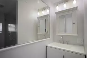 2210 N Buena Vista, Burbank, CA 91504 - Photo 31