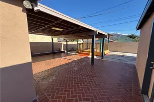 2210 N Buena Vista, Burbank, CA 91504 - Photo 3